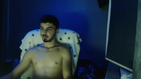 xxxdonpuiuuxxx online show from November 21, 2025, 8:18 pm