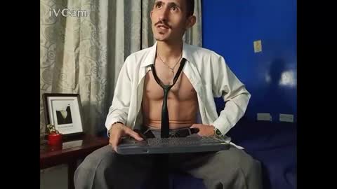 Kev online show from November 19, 2025, 8:31 pm