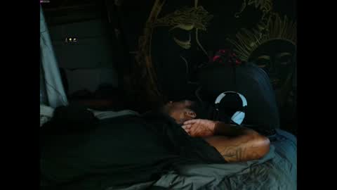 Snapshot of xxxjrstrokesxxx chatting on February 25, 2025, 11:19 am xxxjrstrokesxxx online show from February 25, 2025, 11:19 am