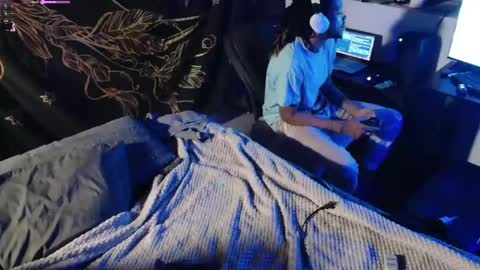 Snapshot of xxxjrstrokesxxx chatting on March 1, 2025, 10:53 pm xxxjrstrokesxxx online show from March 1, 2025, 10:53 pm