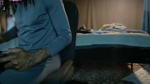 Snapshot of xxxjrstrokesxxx chatting on March 12, 2025, 5:17 pm xxxjrstrokesxxx online show from March 12, 2025, 5:17 pm