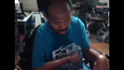 Snapshot of xxxonwheelz chatting on October 26, 2025, 4:07 am xxxonwheelz online show from October 26, 2025, 4:07 am