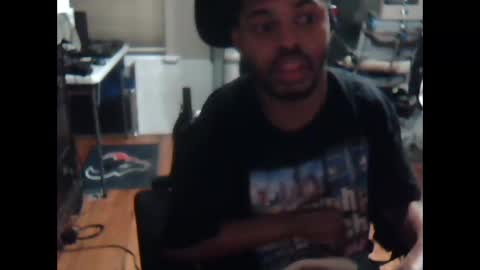 Snapshot of xxxonwheelz chatting on October 28, 2025, 4:27 am xxxonwheelz online show from October 28, 2025, 4:27 am