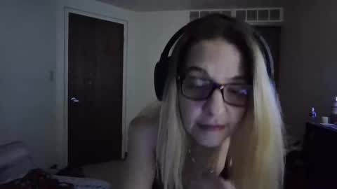 Xxxpixiefeet85 online show from February 12, 2026, 5:13 am