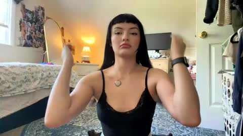 xxxsophiaday online show from May 5, 2026, 6:27 pm