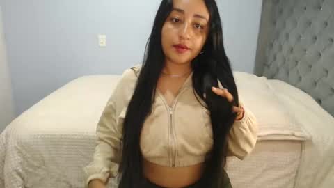 Snapshot of xxxvenus888 chatting on October 1, 2025, 9:48 am Lunhaa online show from October 1, 2025, 9:48 am