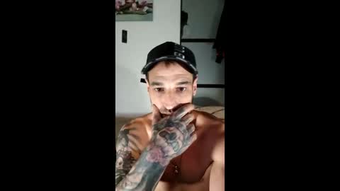 Snapshot of xyfox010186 chatting on May 21, 2026, 2:51 am xyfox010186 online show from May 21, 2026, 2:51 am
