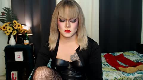 QueenMarina online show from January 24, 2025, 6:35 am