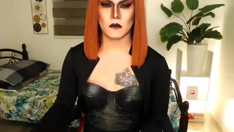 Snapshot of xyournightmarequeenx chatting on April 25, 2026, 2:25 am QueenMarina online show from April 25, 2026, 2:25 am