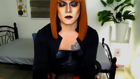 Snapshot of xyournightmarequeenx chatting on May 9, 2026, 11:10 pm QueenMarina online show from May 9, 2026, 11:10 pm
