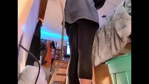 Xzbib online show from February 12, 2025, 12:16 am