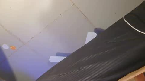 Snapshot of xzbib chatting on February 2, 2026, 6:01 am Xzbib online show from February 2, 2026, 6:01 am