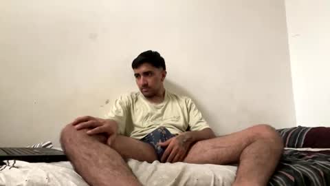 Snapshot of y0ungwithbrowndick chatting on March 2, 2025, 1:27 pm BROWN DICK online show from March 2, 2025, 1:27 pm