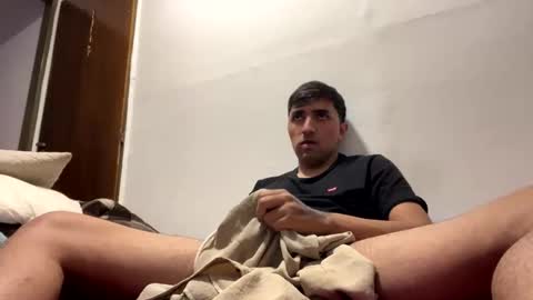 Snapshot of y0ungwithbrowndick chatting on May 16, 2026, 7:45 pm BROWN DICK online show from May 16, 2026, 7:45 pm