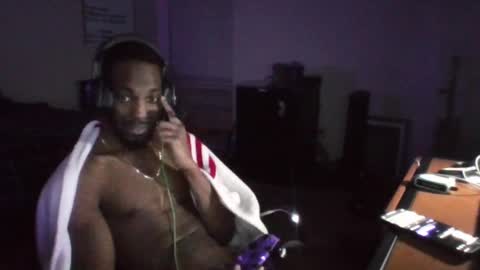 y_sticky online show from March 7, 2025, 5:18 am