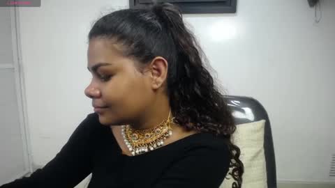 yazhini online show from April 18, 2026, 11:47 am