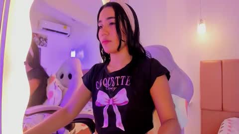 Snapshot of yadrihill_ chatting on December 2, 2025, 12:54 pm Yadrill online show from December 2, 2025, 12:54 pm