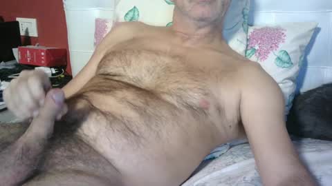 Snapshot of yahe2010 chatting on December 30, 2024, 5:04 am grillino online show from December 30, 2024, 5:04 am