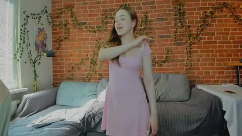 Mia and Andry  online show from June 5, 2026, 1:06 pm