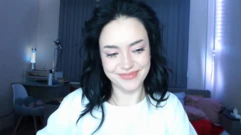 Yami online show from April 27, 2026, 9:46 pm