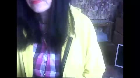 Snapshot of yanafiesta chatting on May 2, 2026, 9:36 am yanafiesta online show from May 2, 2026, 9:36 am