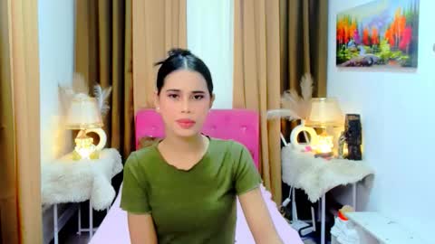 Snapshot of yanna_faulkerson chatting on October 28, 2025, 4:49 am Yanna online show from October 28, 2025, 4:49 am