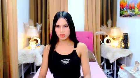 Snapshot of yanna_faulkerson chatting on October 29, 2025, 9:44 am Yanna online show from October 29, 2025, 9:44 am