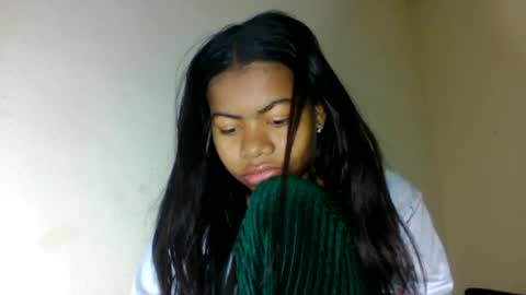 Snapshot of yannick_01 chatting on June 22, 2026, 3:25 am yannick_01 online show from June 22, 2026, 3:25 am
