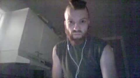 yansans677481768 online show from December 15, 2025, 6:28 am