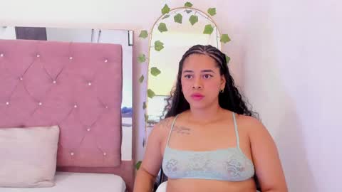 Snapshot of yara10_ chatting on April 13, 2026, 12:10 pm yara10_ online show from April 13, 2026, 12:10 pm