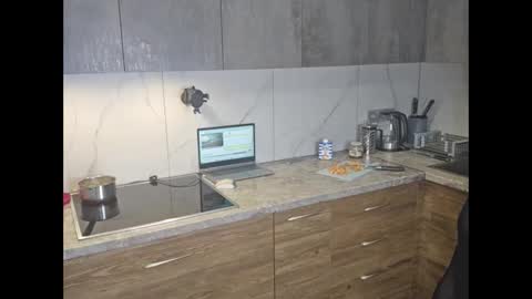 yaria29 online show from January 27, 2025, 12:58 pm