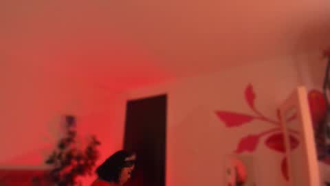 Snapshot of yarirose chatting on February 15, 2026, 2:25 pm Yary online show from February 15, 2026, 2:25 pm