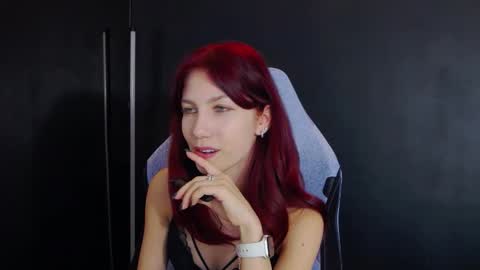 Snapshot of yasemina_ chatting on February 24, 2026, 11:14 pm Yase online show from February 24, 2026, 11:14 pm