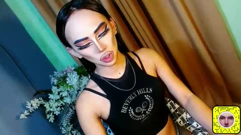 miss yasii online show from January 25, 2025, 11:55 am