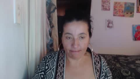 yasmin_love85 online show from March 3, 2025, 1:53 pm