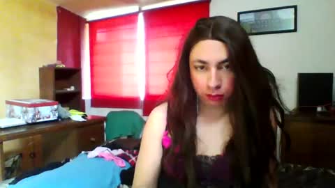 Yasmin Paez online show from December 12, 2024, 6:53 pm