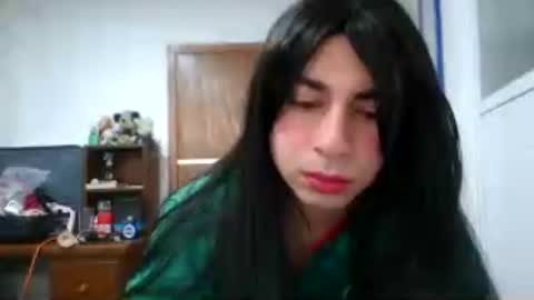 Yasmin Paez online show from June 12, 2026, 8:30 pm