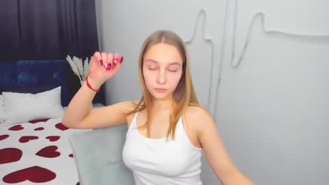 Yasmina online show from February 17, 2025, 6:59 pm