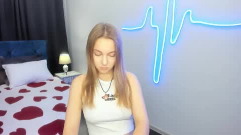 Yasmina online show from September 16, 2025, 12:39 pm