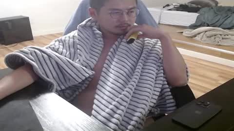 yawnimhorny online show from February 16, 2025, 8:43 am