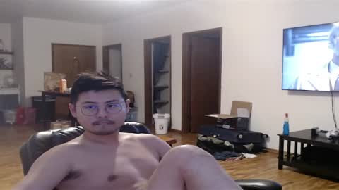 yawnimhorny online show from September 19, 2025, 7:54 am