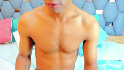 yayi derek  online show from October 28, 2025, 11:36 am