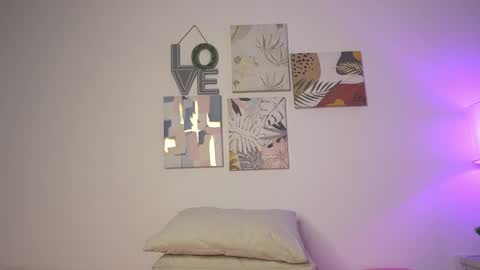 yayoi_cresp18 online show from February 22, 2025, 11:57 pm