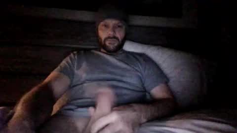 yecatseloc online show from January 17, 2026, 9:47 am