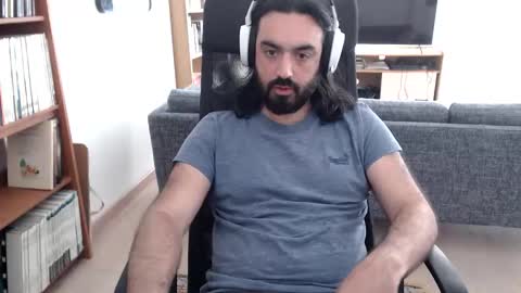 yeeaahoo online show from April 6, 2026, 7:20 am