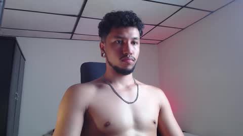 yeff online show from October 24, 2025, 1:03 am