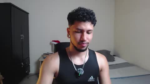 yeff online show from December 21, 2025, 1:02 am