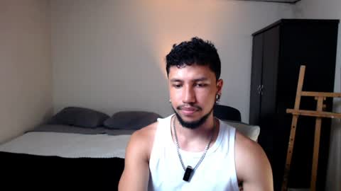 Snapshot of yeff_stone chatting on June 26, 2026, 1:32 am yeff online show from June 26, 2026, 1:32 am