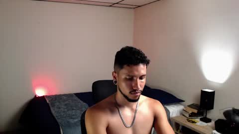 Snapshot of yeff_stone chatting on July 24, 2026, 12:52 am yeff online show from July 24, 2026, 12:52 am