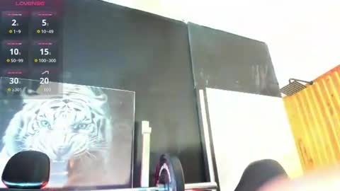Snapshot of yeidonn chatting on June 13, 2026, 3:48 am Yeidonn online show from June 13, 2026, 3:48 am